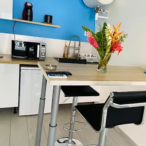 Vwal O 2, A Proximite Apartment